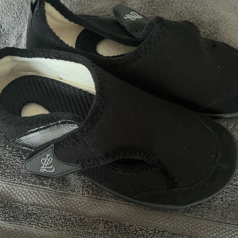Life Stride Black Water Shoes with Sturdy Sole and Velcro Straps